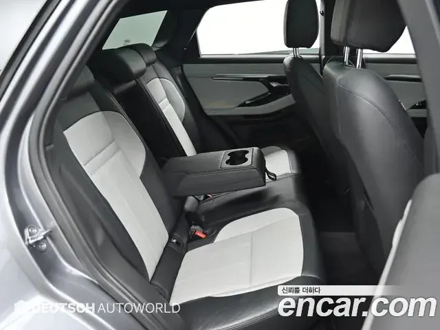 Land Rover Range Rover Evoque 2021 — Photo 10/20
