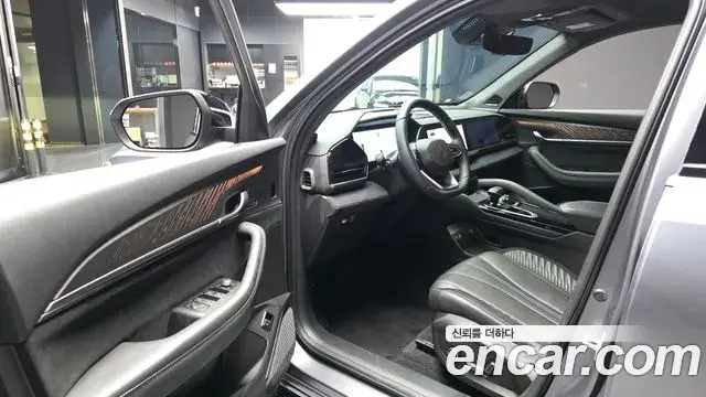 Renault Samsung Grand Koleos 2024 — Photo 17/20