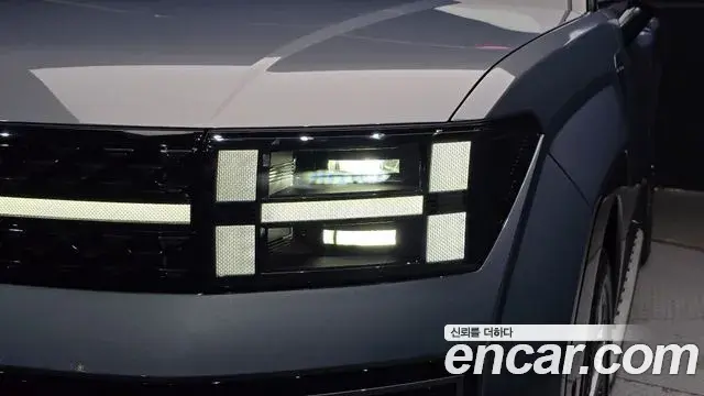 Hyundai Santa Fe 2024 — ფოტო 22/30