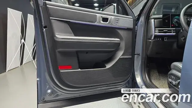 Hyundai Santa Fe 2024 — ფოტო 19/30
