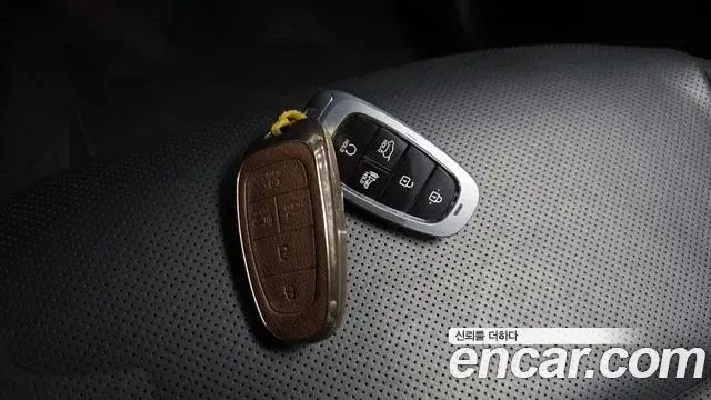 Hyundai Tucson Hybrid 2020 — ფოტო 11/31
