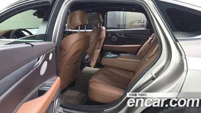 Genesis G80 2020 — Şəkil 32/35