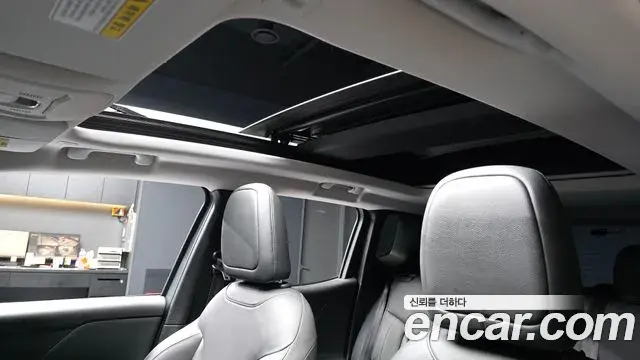 Jeep Renegade 2018 — Şəkil 18/34