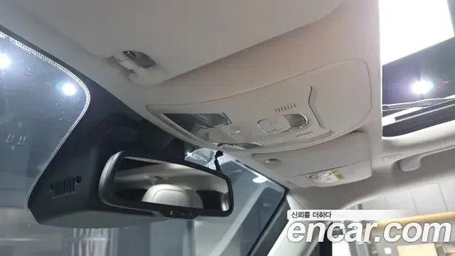 Jeep Renegade 2018 — Şəkil 16/34