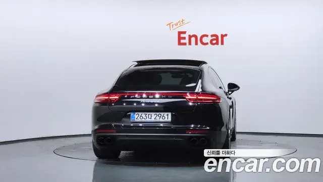 Porsche Panamera 2020 — Şəkil 18/39