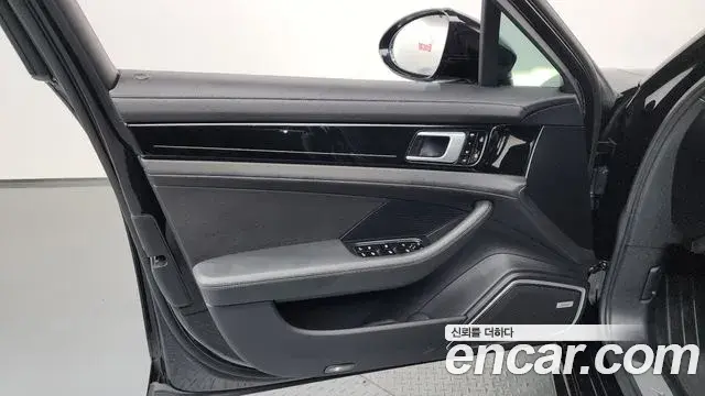 Porsche Panamera 2020 — Şəkil 22/39