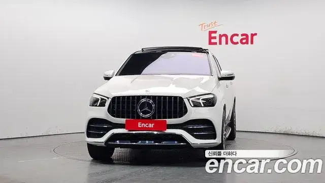 Mercedes-Benz GLE-Class 2023 — Photo 8/36