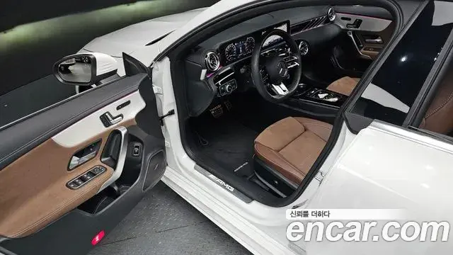 Mercedes-Benz CLA-Class 2025 — ფოტო 1/33