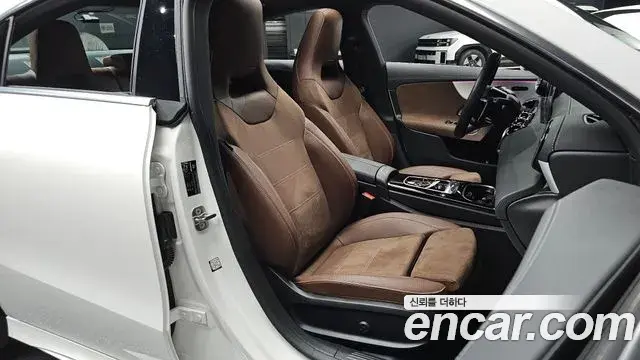 Mercedes-Benz CLA-Class 2025 — ფოტო 15/33