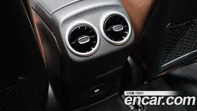 Mercedes-Benz CLA-Class 2025 — ფოტო 27/33