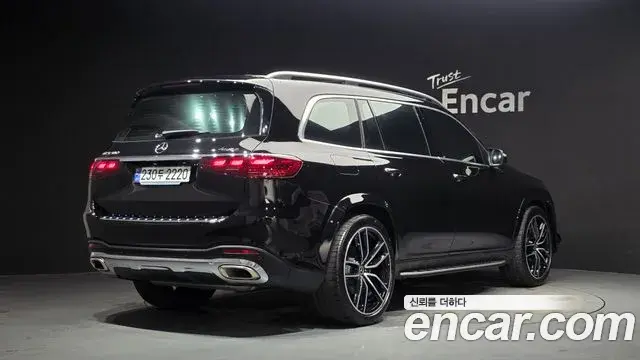 Mercedes-Benz GLS-Class 2024 — Photo 26/45