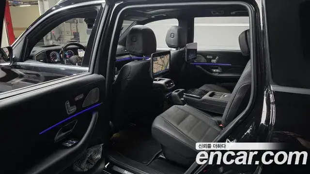 Mercedes-Benz GLS-Class 2024 — Photo 6/45
