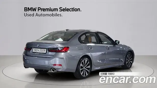 BMW 3 Series 2025 — Photo 8/20