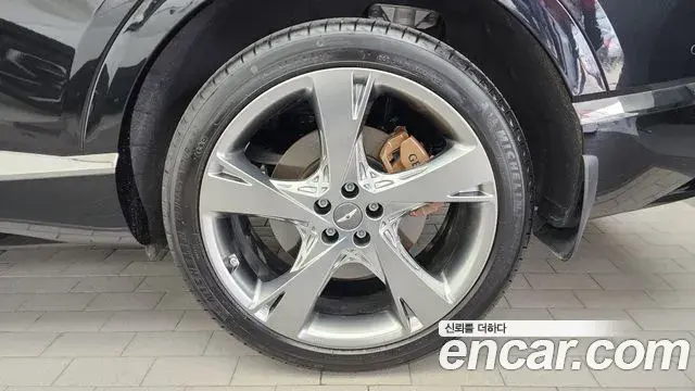 Genesis GV80 2023 — Şəkil 24/37
