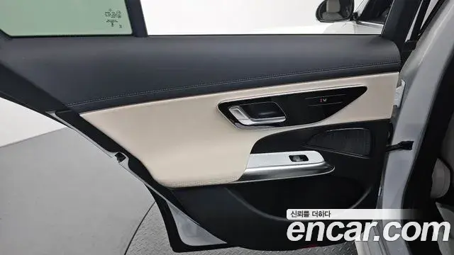 Mercedes-Benz E-Class 2026 — ფოტო 30/31