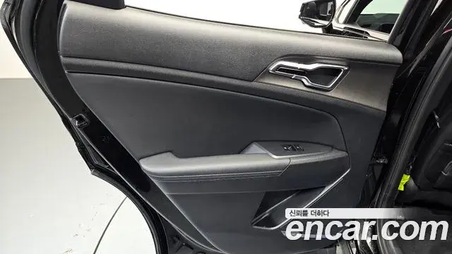 Kia Sportage 2025 — Photo 6/33