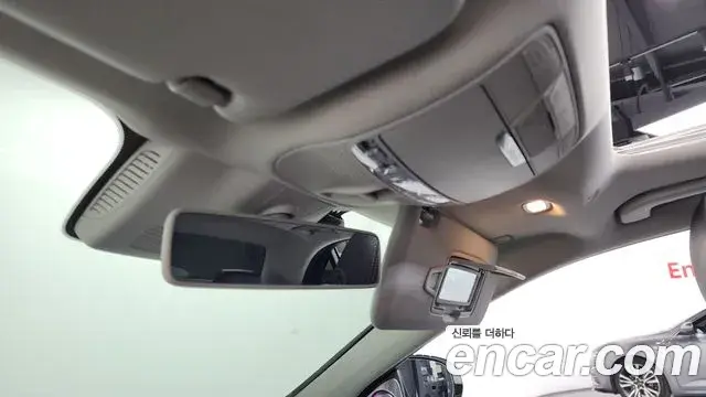 Mercedes-Benz E-Class 2018 — ფოტო 22/33
