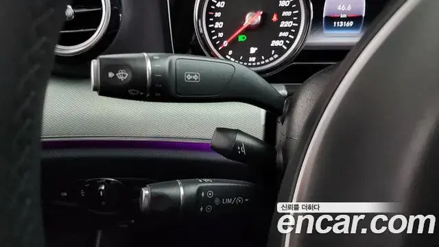 Mercedes-Benz E-Class 2018 — ფოტო 10/33