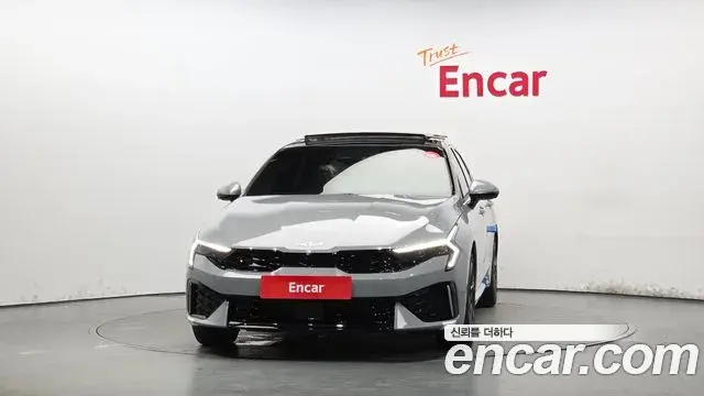 Kia K5 2026 — Şəkil 33/37