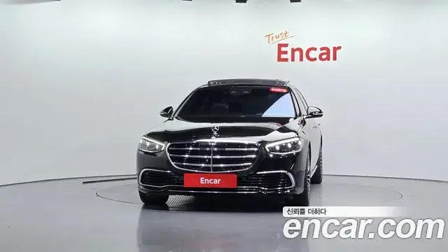 Mercedes-Benz S-Class 2021 — Photo 11/30