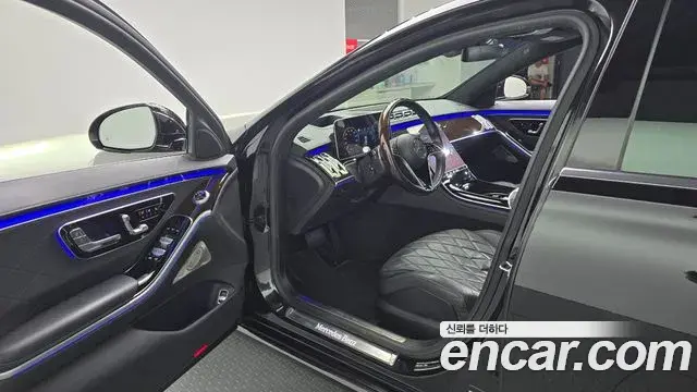 Mercedes-Benz S-Class 2021 — Photo 3/30