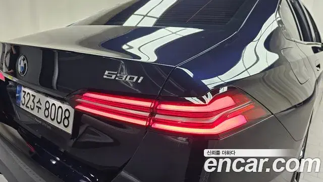 BMW 5 Series 2024 — Şəkil 10/34