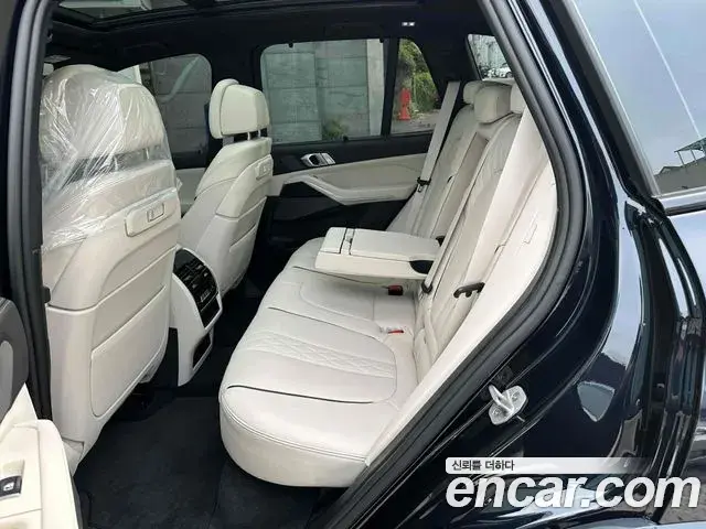 BMW X5 2025 — ფოტო 8/8