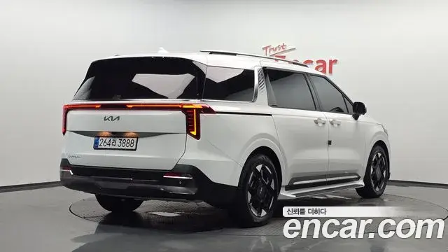Kia Carnival 2025 — Фото 2/20