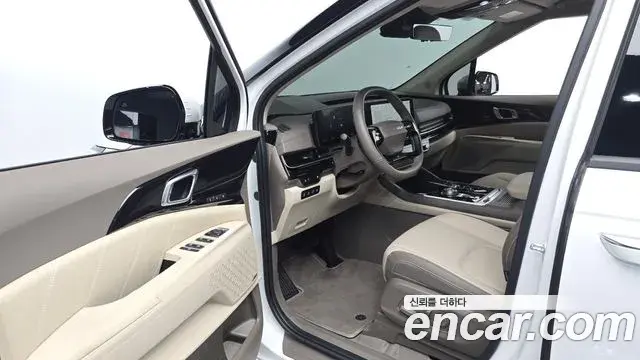 Kia Carnival 2025 — Фото 10/20