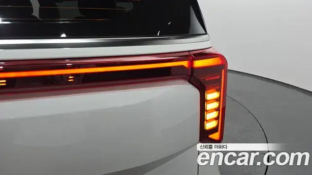Kia Carnival 2025 — ფოტო 17/39