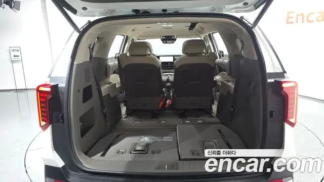 Kia Carnival 2025 — ფოტო 36/39