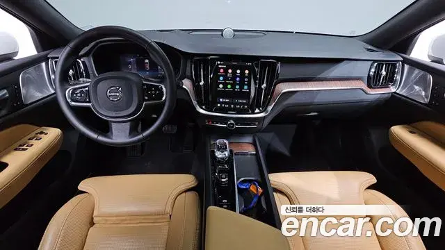 Volvo V60 Cross Country 2024 — Фото 7/20