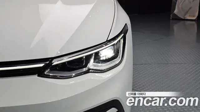 Volkswagen Golf 2022 — Şəkil 16/30