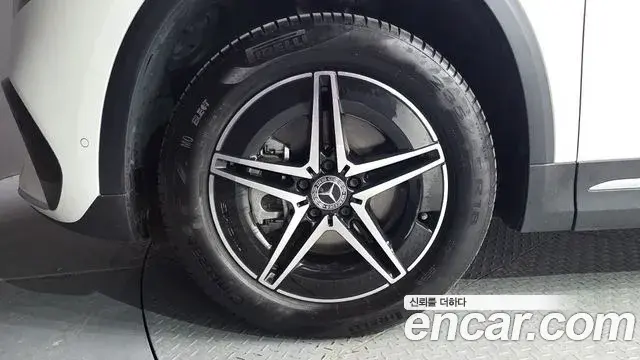 Mercedes-Benz EQA 2024 — Şəkil 17/31