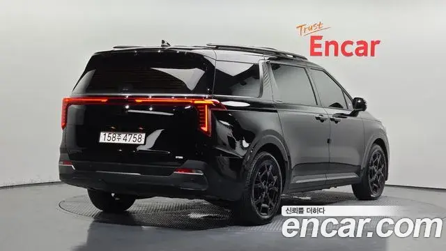 Kia Carnival 2025 — Photo 14/20