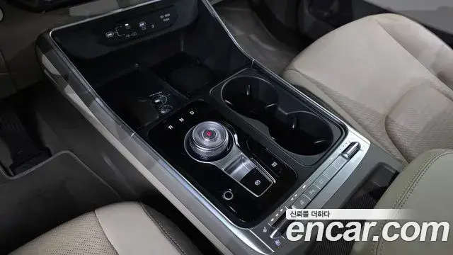 Kia Carnival 2025 — Photo 5/20