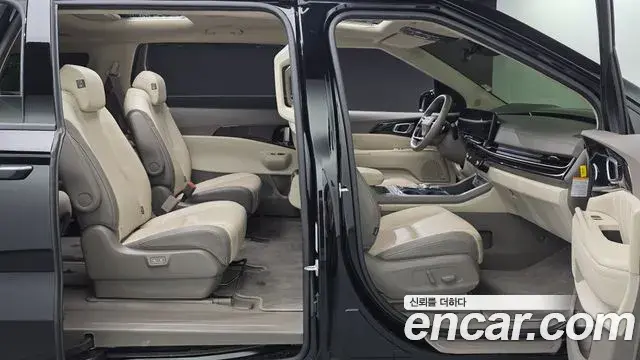 Kia Carnival 2025 — Photo 6/20