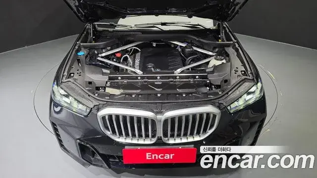 BMW X5 2025 — Photo 2/20