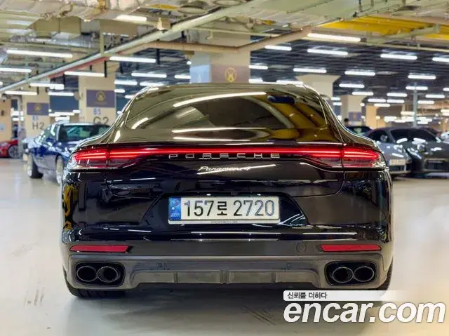 Porsche Panamera 2021 — Photo 4/20