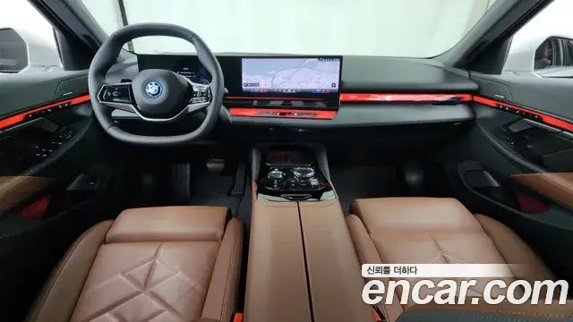 BMW 5 Series 2025 — Şəkil 18/33