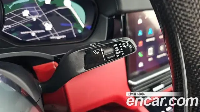 Porsche Cayenne 2022 — Photo 31/36