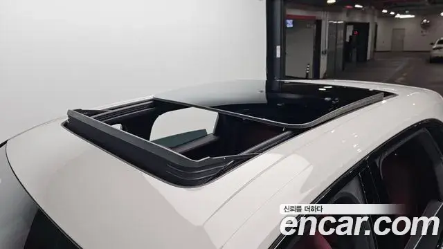 Porsche Cayenne 2022 — Photo 34/36