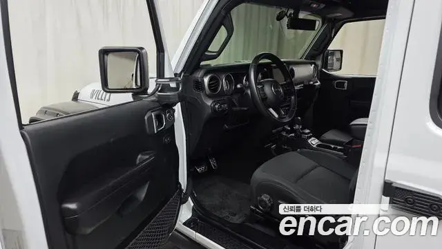 Jeep Wrangler 2020 — Фото 10/20
