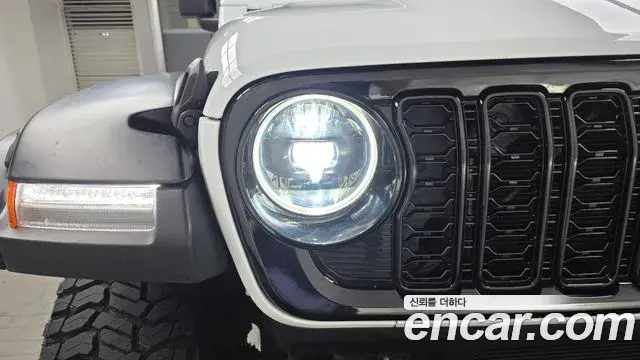Jeep Wrangler 2020 — Photo 16/30