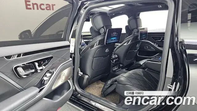 Mercedes-Benz S-Class 2021 — ფოტო 30/36