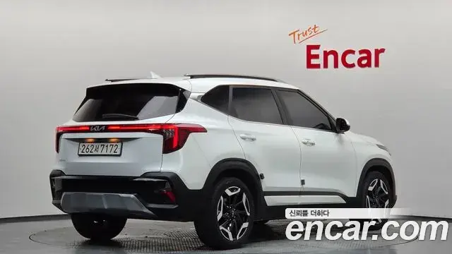 Kia Seltos 2022 — Photo 1/20
