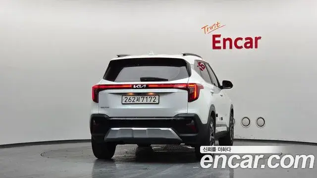 Kia Seltos 2022 — Photo 3/20