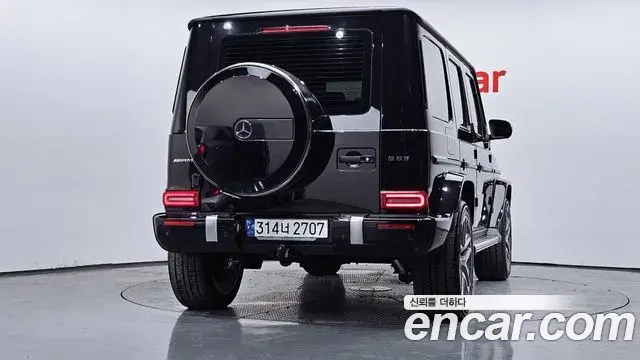 Mercedes-Benz G-Class 2023 — Фото 4/20