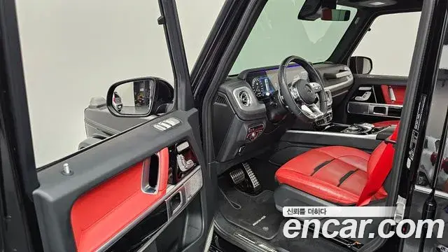 Mercedes-Benz G-Class 2023 — Фото 10/20