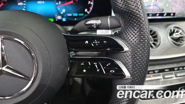 Mercedes-Benz E-Class 2021 — Фото 15/20
